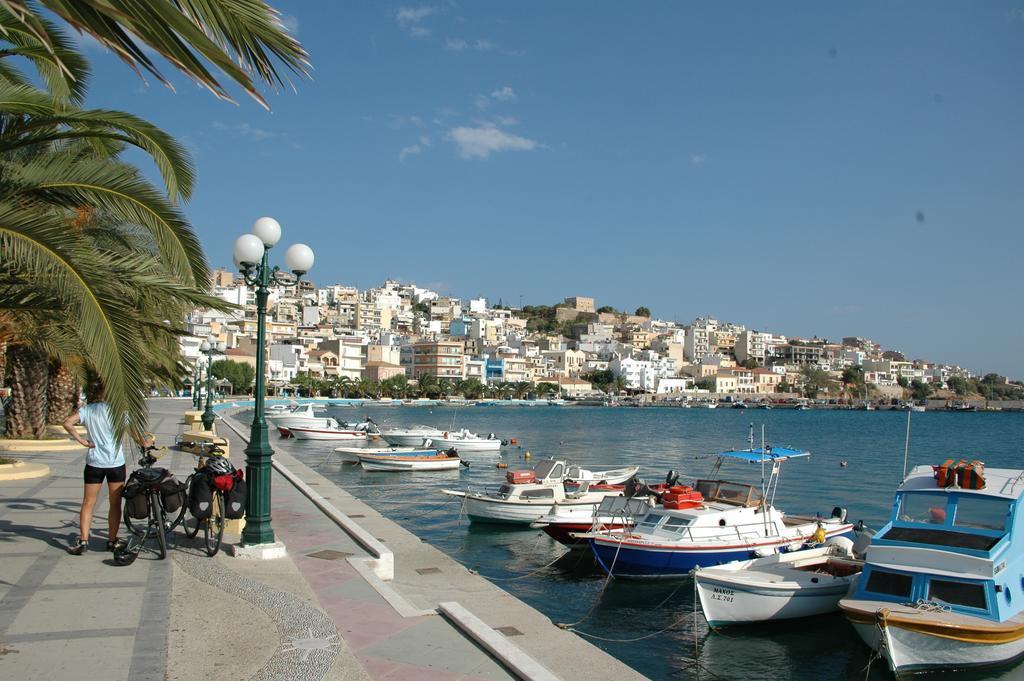 Portobelis Apartments Sitia  Bagian luar foto